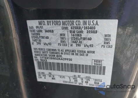 2002 Ford F150 из США, поврежденный, VIN 1FTRX18W02KA29930